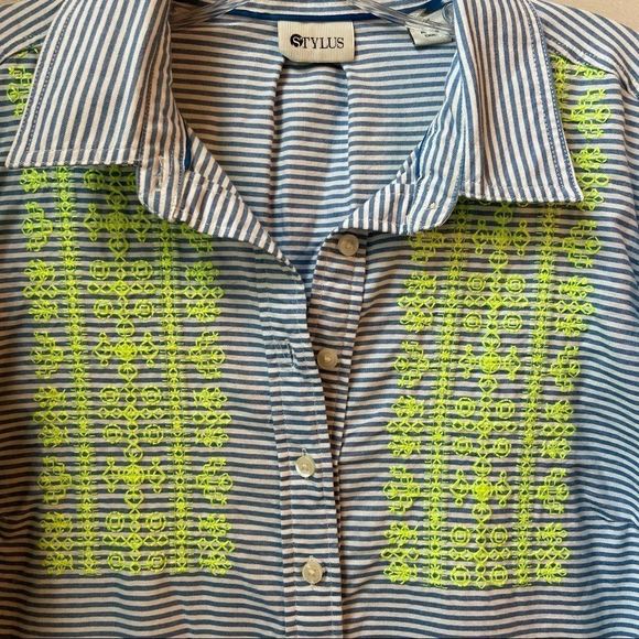 Bundle of Stylus Striped Button Down Shirts - Picture 10 of 15